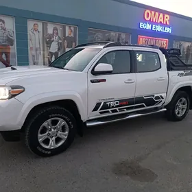 Toyota Tacoma 2018