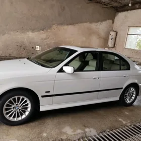 BMW E39 2002