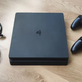 Playstation 4 Slim 1TB