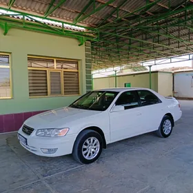 Toyota Camry 2000