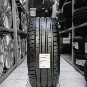 Michelin 245/40/19 ✅️