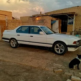 BMW 7 Series 1989