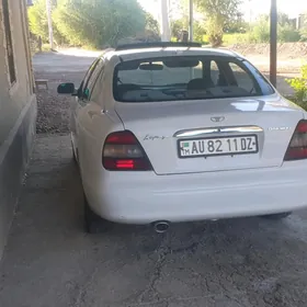 Daewoo Leganza 2000