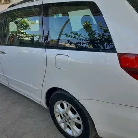 Toyota Sienna 2004