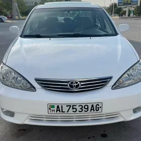 Toyota Camry 2004