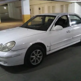 Hyundai Sonata 2003