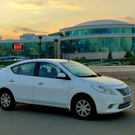 Nissan Sunny 2012