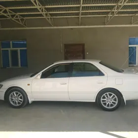 Toyota Camry 1998