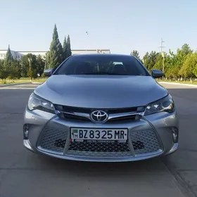 Toyota Camry 2016