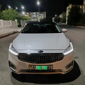 Kia Cadenza 2017