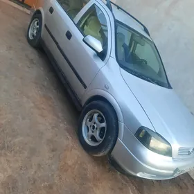 Opel Astra 2000