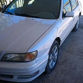 Nissan Cefiro 1994