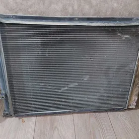 Radiator 3.5matoryñky chrysler