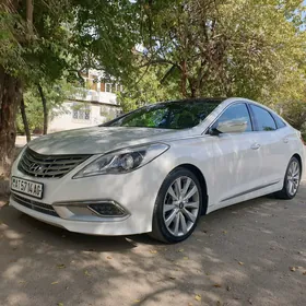 Hyundai Azera 2015