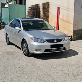 Toyota Camry 2004