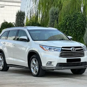 Toyota Highlander 2016