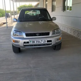 Toyota RAV4 1999