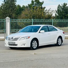 Toyota Camry 2010