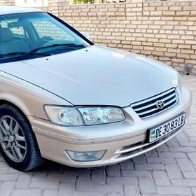 Toyota Camry 1999