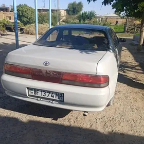 Toyota Cresta 1993