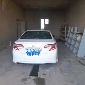 Toyota Camry 2013