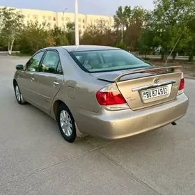 Toyota Camry 2005