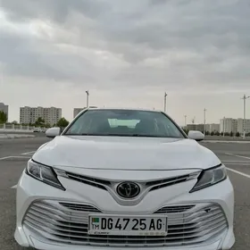 Toyota Camry 2020