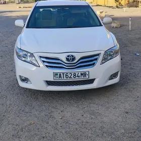 Toyota Camry 2011