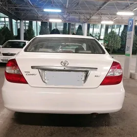 Toyota Camry 2004