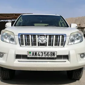 Toyota Land Cruiser Prado 2013