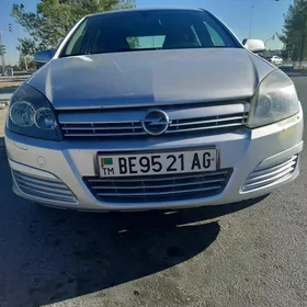 Opel Astra 2004