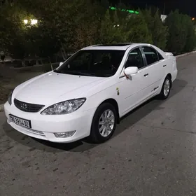 Toyota Camry 2004