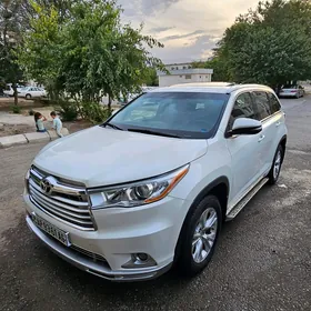 Toyota Highlander 2016