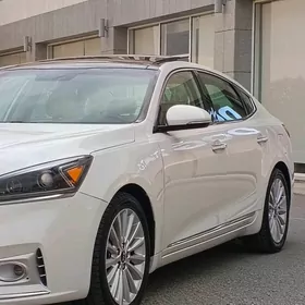 Kia Cadenza 2018