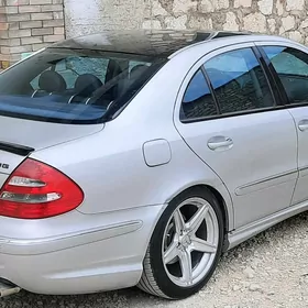 Mercedes-Benz E320 2003