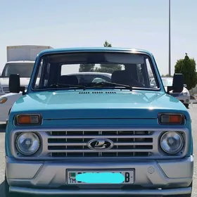 Lada Niva 2000