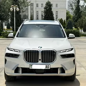 BMW X7 2023