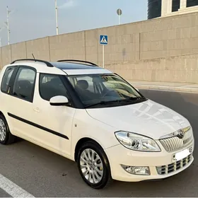 Skoda Roomster​ 2015