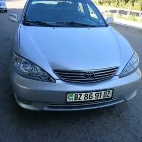 Toyota Camry 2004