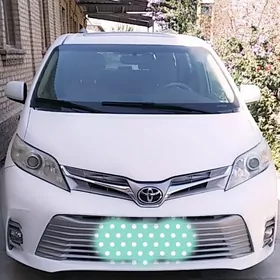 Toyota Sienna 2012