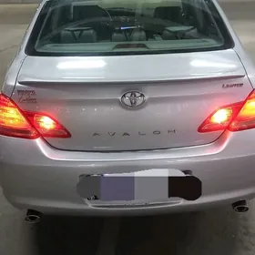 Toyota Avalon 2005