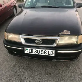 Opel Vectra 1989