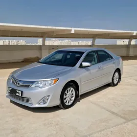 Toyota Camry 2013