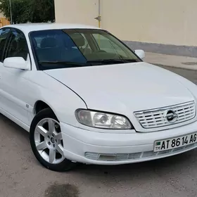 Opel Omega 2003