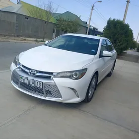 Toyota Camry 2016