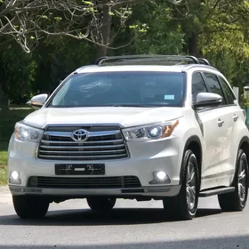 Toyota Highlander 2015