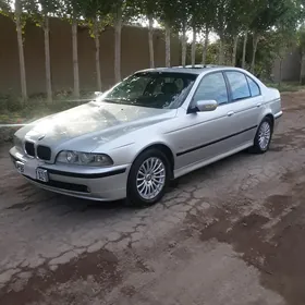 BMW E39 2002