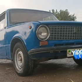 Lada 2104 1986