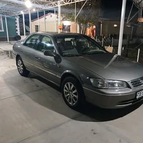 Toyota Camry 1998