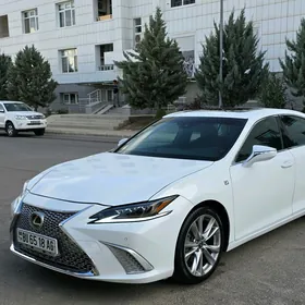 Lexus ES 350 2019